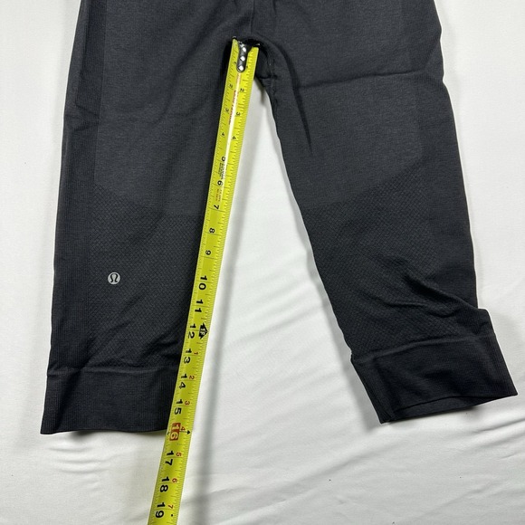 Lululemon Pants Womens Small Black High Rise Crop Leggings Yoga - Picture 4 of 7